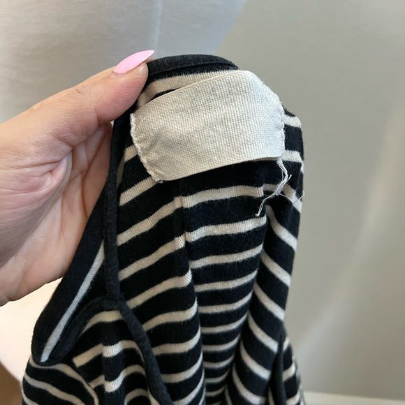 ZARA Basic Top - Picture 2 of 5